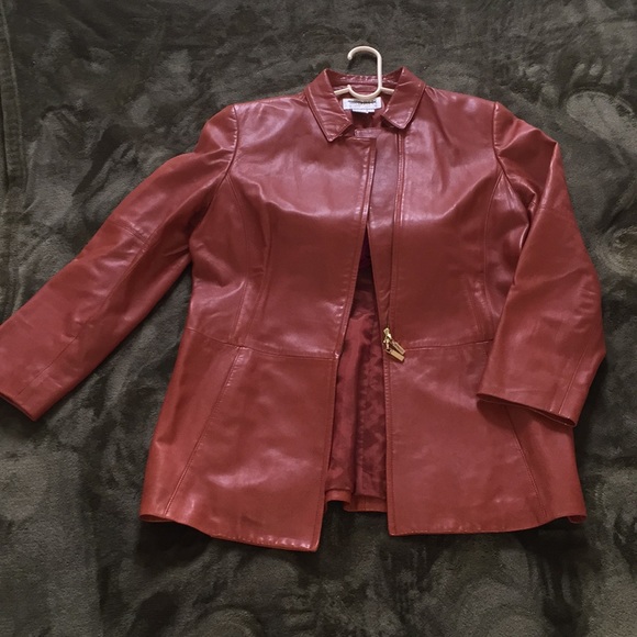 Leather jacket - Picture 1 of 4